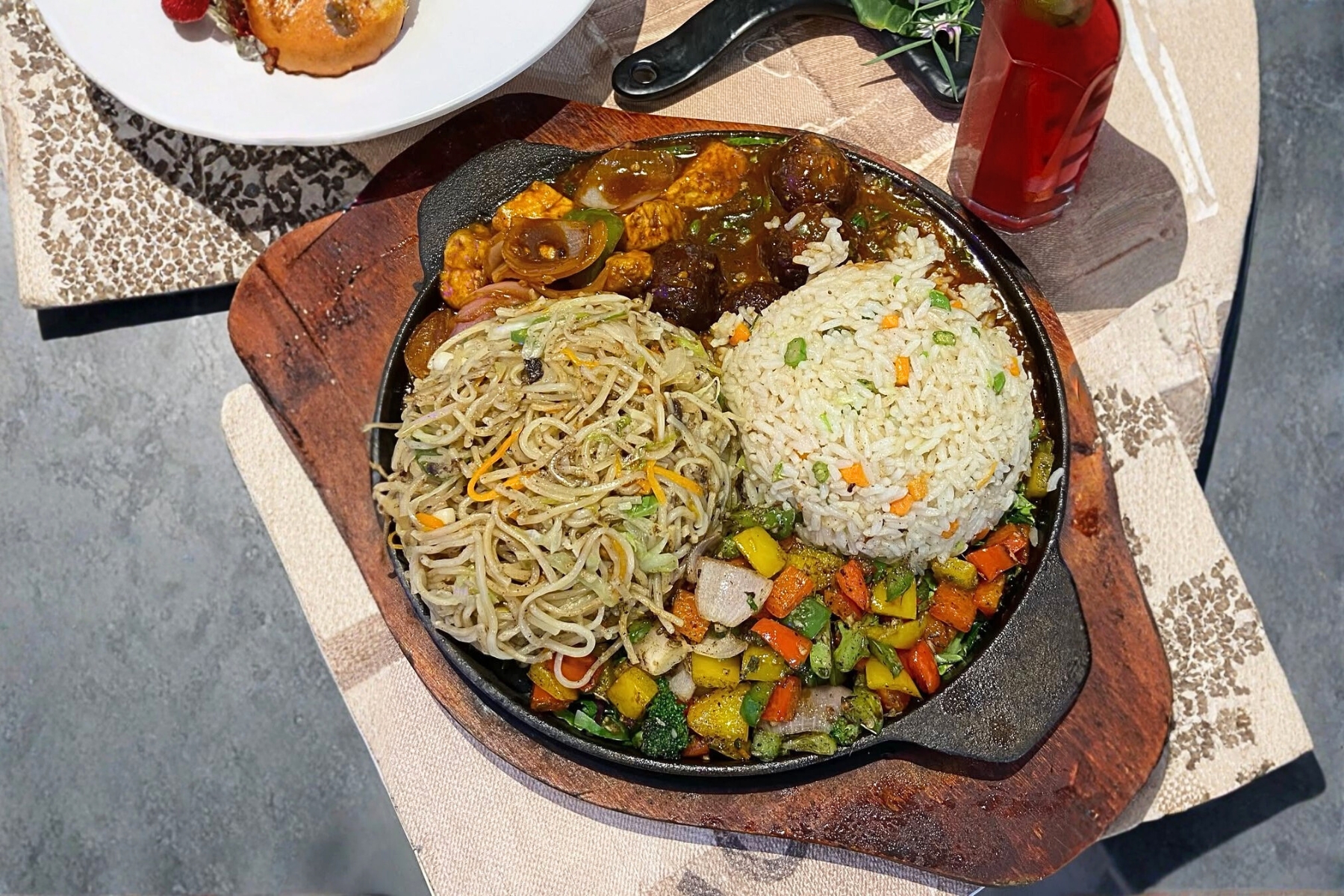 Large Chinese Family Meal Pack (Serve 4-5)